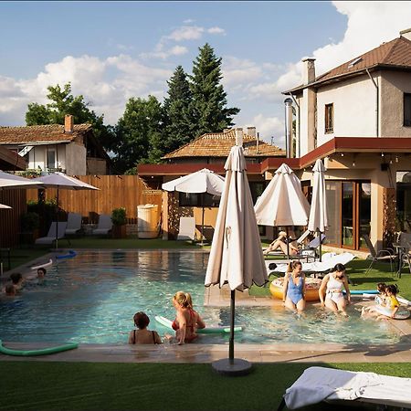 Guest House Wishmore بانيا المظهر الخارجي الصورة