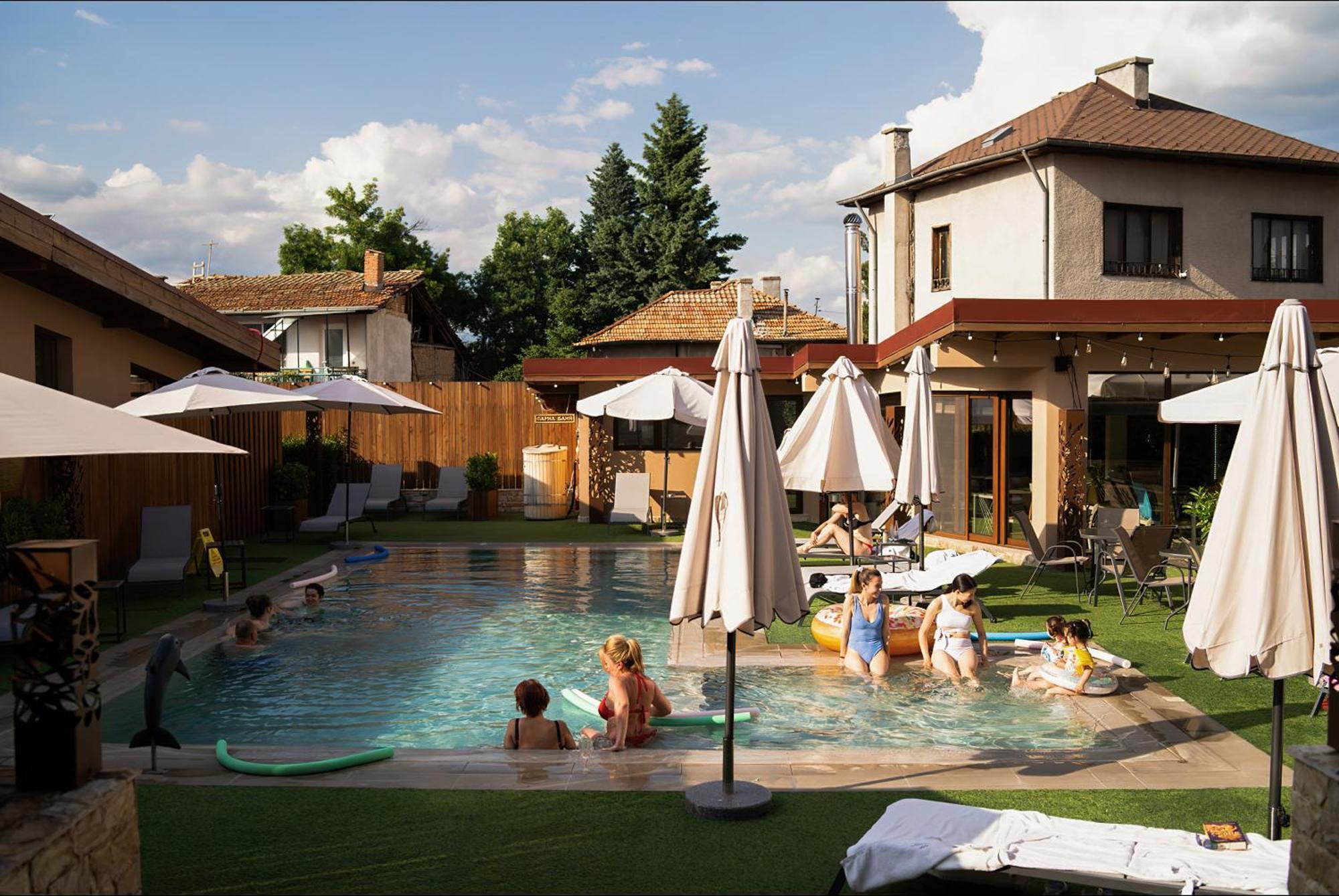 Guest House Wishmore بانيا المظهر الخارجي الصورة